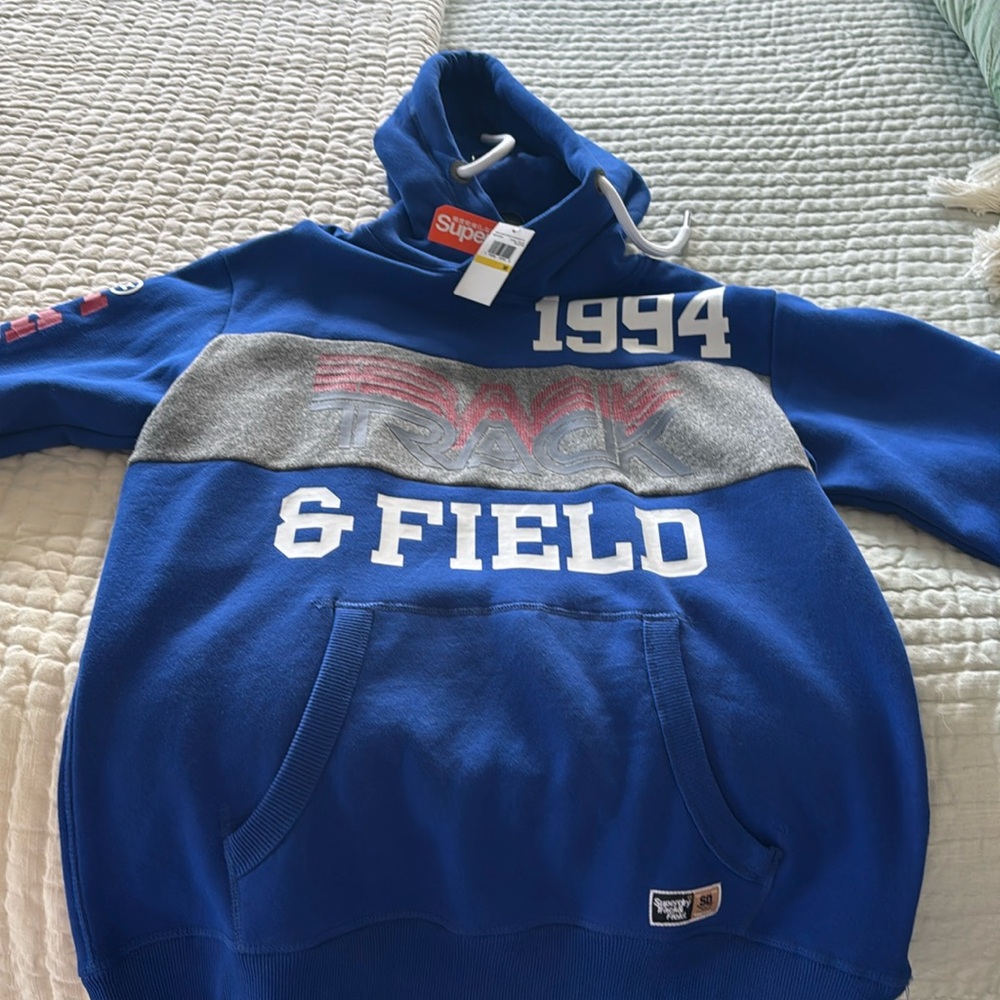 New never worn men’s hoodie